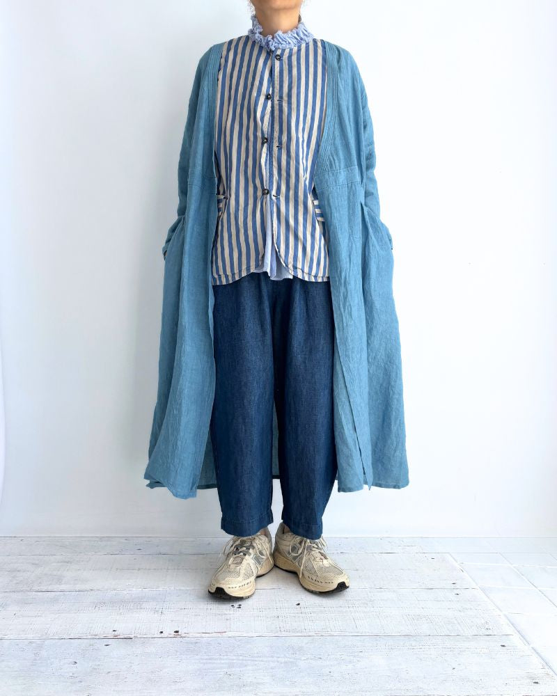 COTTON/LINEN DENIM 2TUCK TAPERED EASY PANTS in Blue