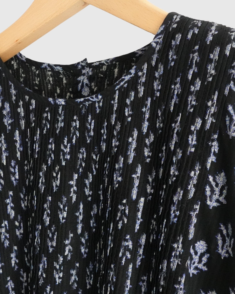 CREW-NECK P/O SHIRT DRESS WITH PINTUCK in Black