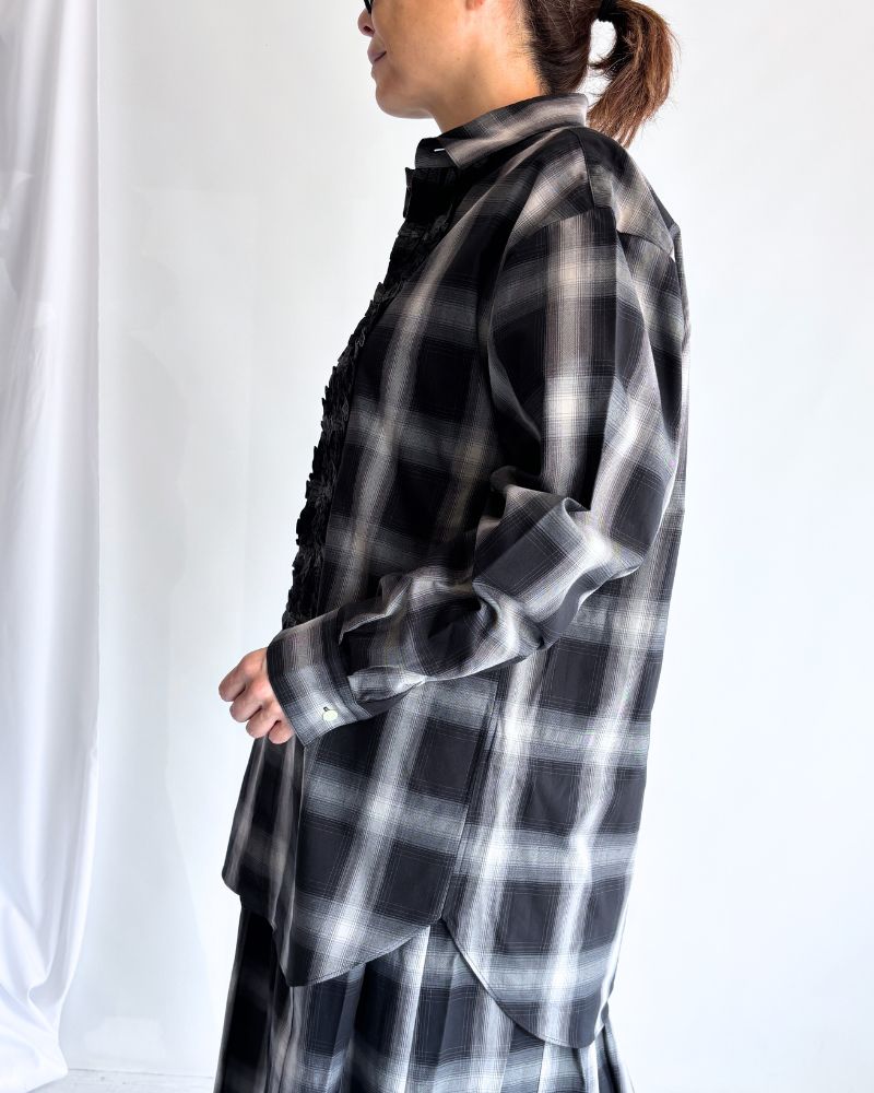 DORIS-W Frill Blouse in GrayCheck