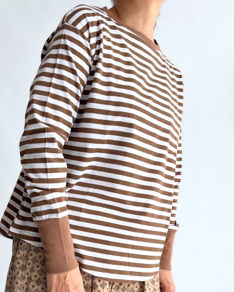 Gizandi Jersey Striped Long Tee in Brown/Off