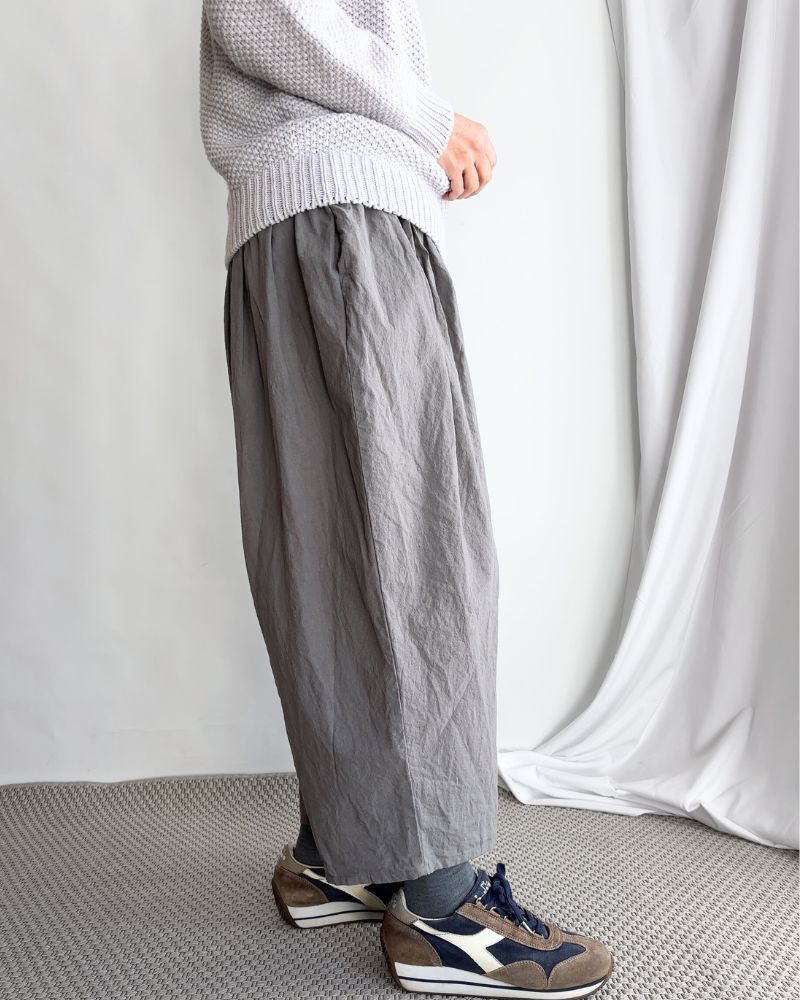 CAMILLE CANVAS TUCK PANTS in Gray