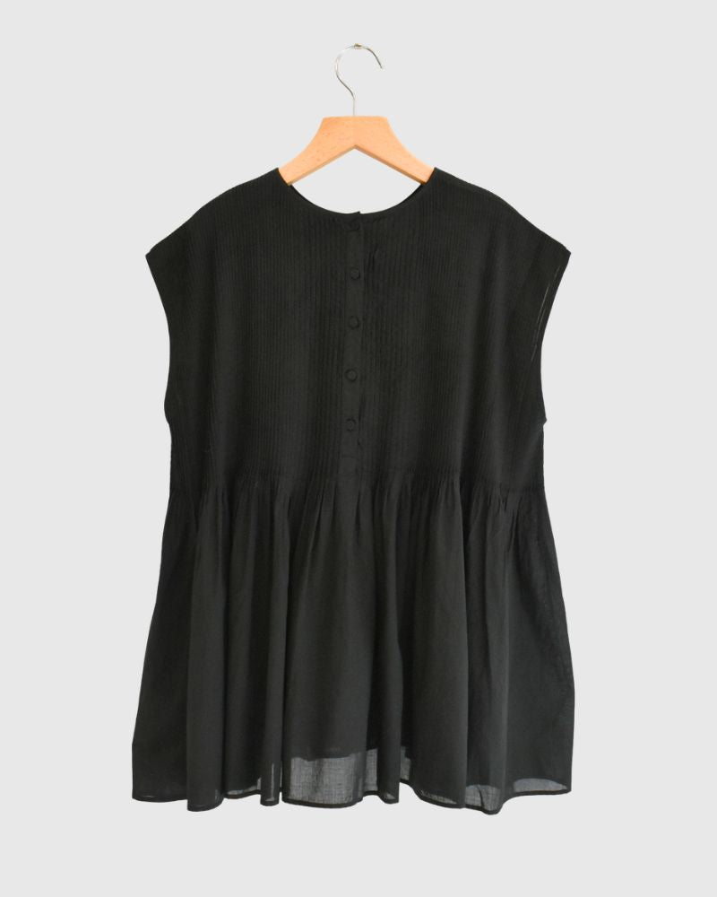 Crew-neck French Sleeve Shirt with Mini Pintuck in Black