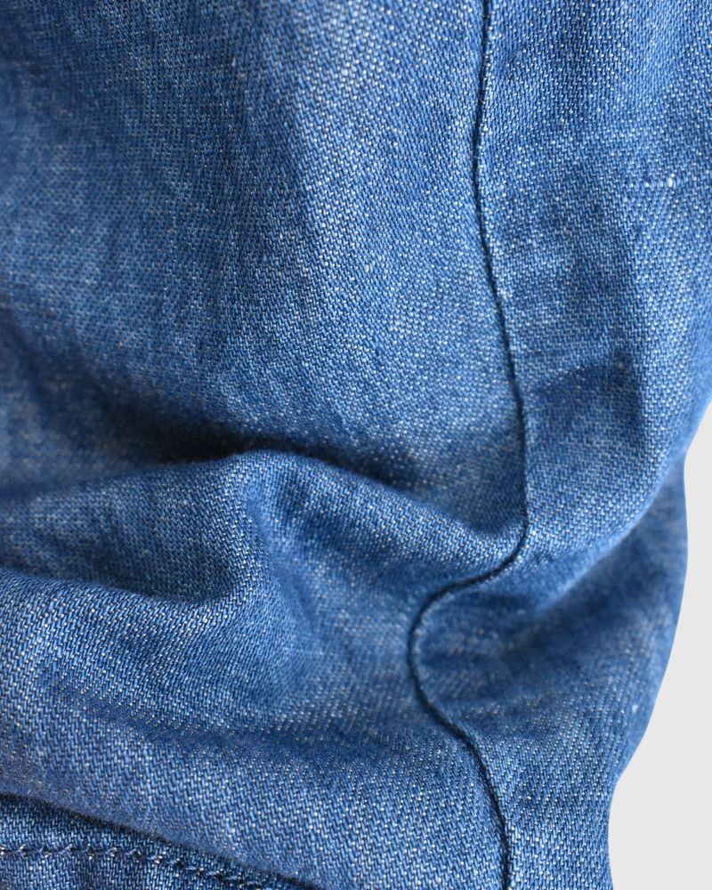 COTTON/LINEN DENIM 2TUCK TAPERED EASY PANTS in Blue
