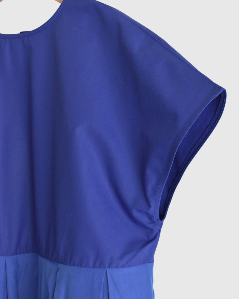 2WAY Tuck Design Top 'UTA' in Blue