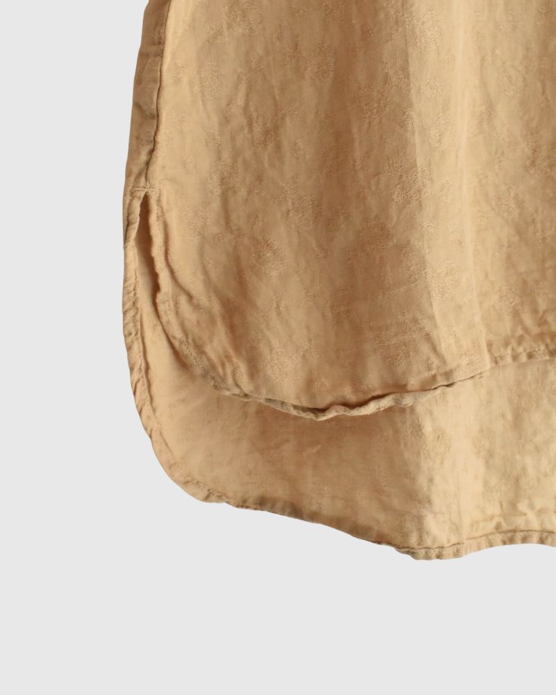 ANTIQUE ROSE JACQUARD MODERNIST BLOUSE in AntiqueBeige