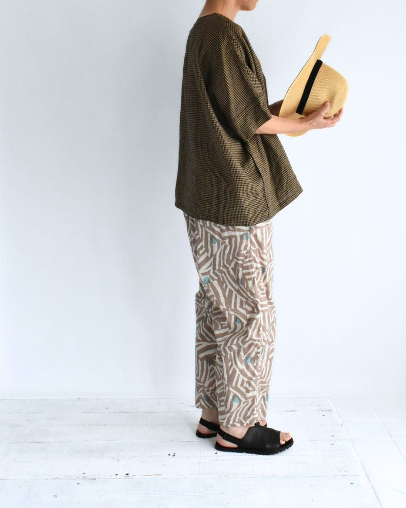Wide Cuffed T-Blouse in Camel/Black