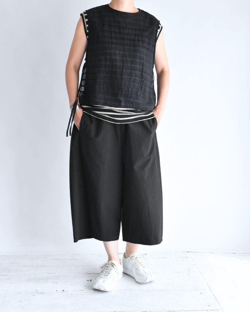 Boil Sleeveless Stack Blouse in Navy