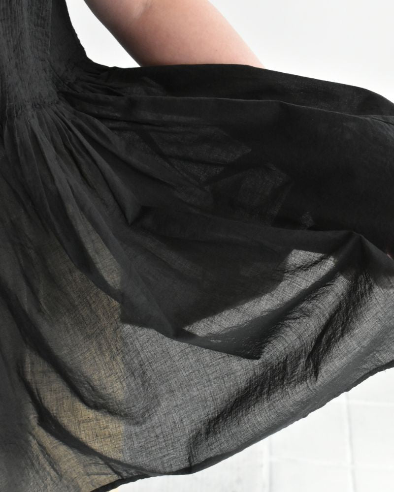 Crew-neck French Sleeve Shirt with Mini Pintuck in Black