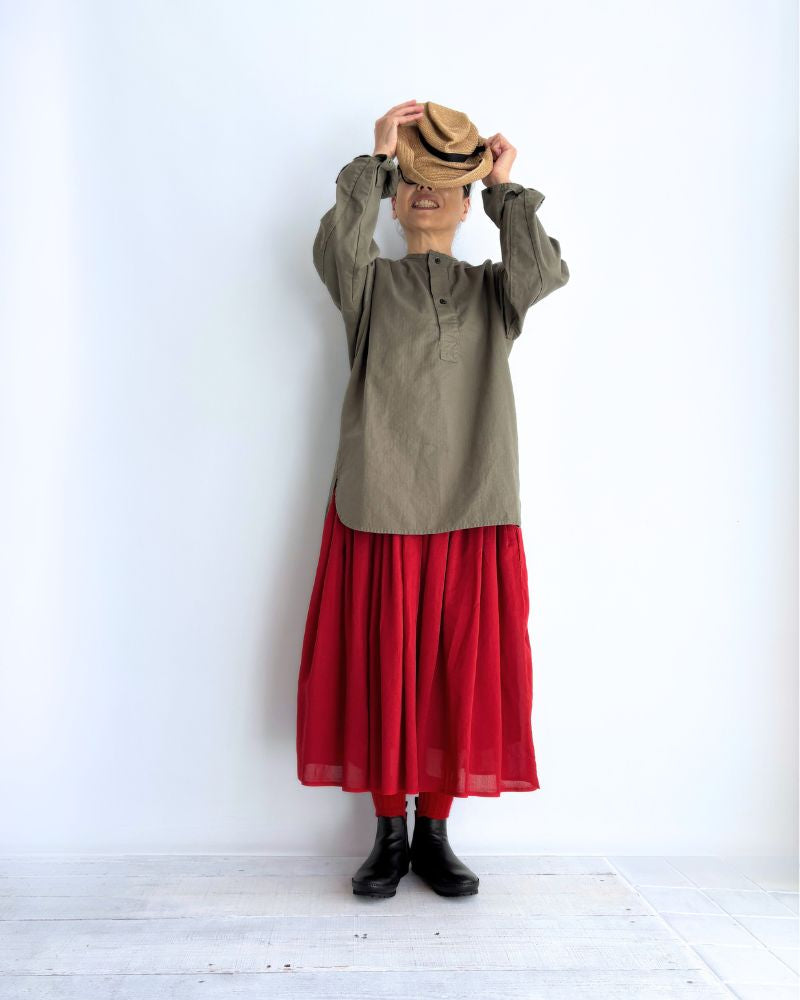 COTTON HERRINGBONE WASH HENRY NECK SHIRT in KhakiHerringbone