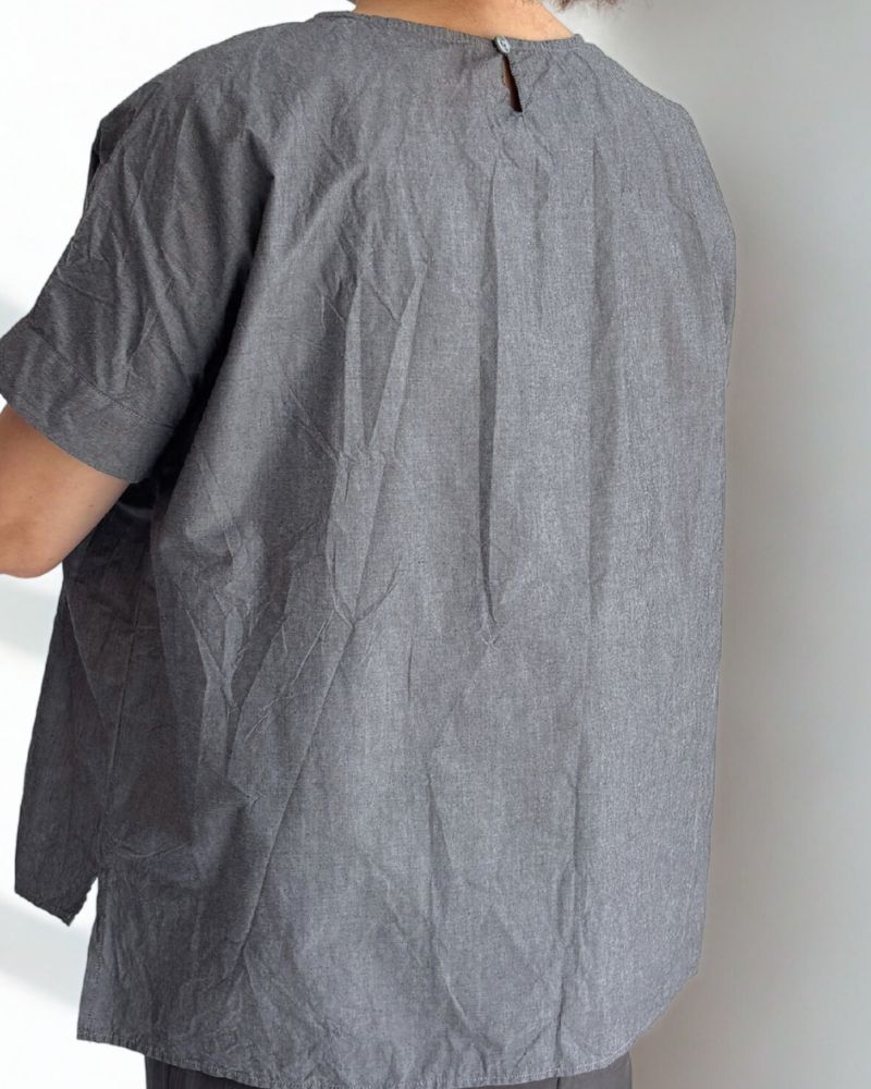 Front Frill Blouse in Gray