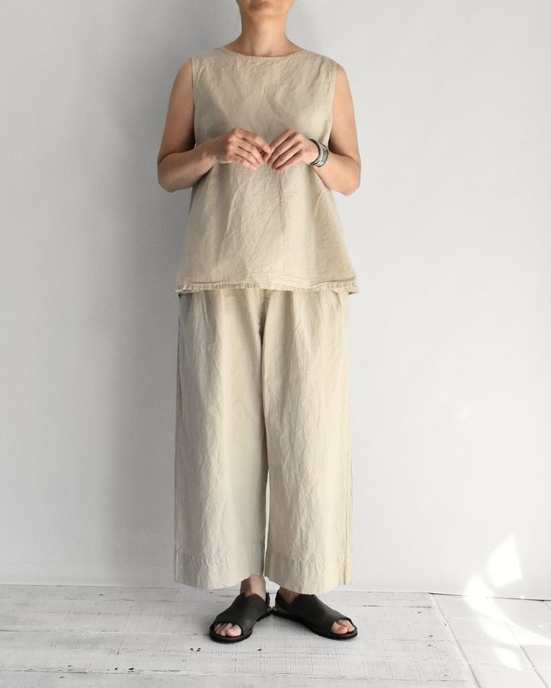 Shrink Wide Pants in Beige