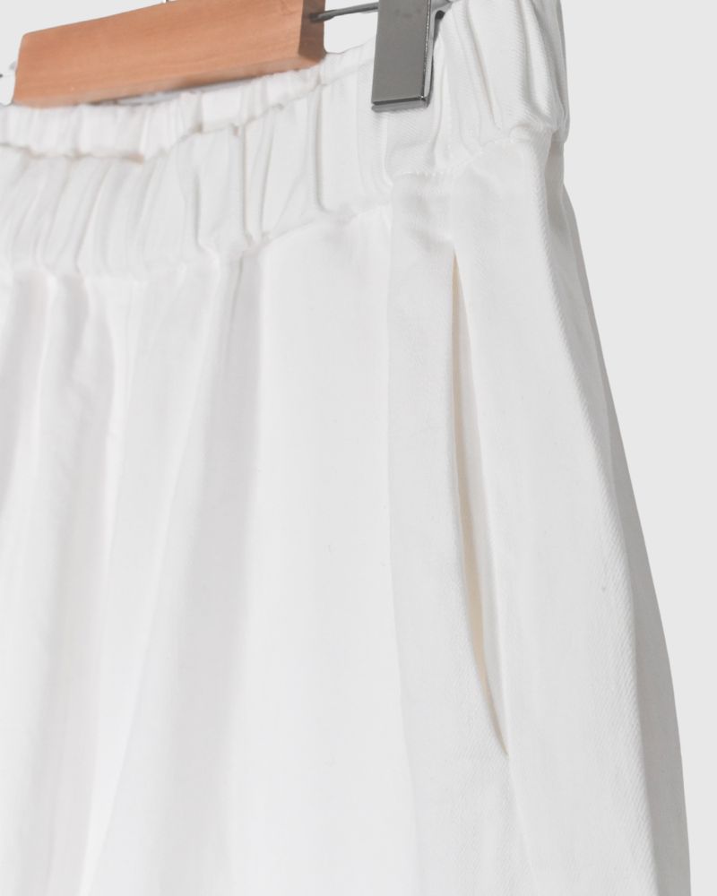 Easy cocoon pants (DENIM) in White