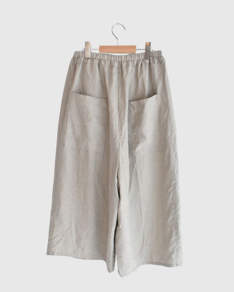 Linen Oval Pants in Beige