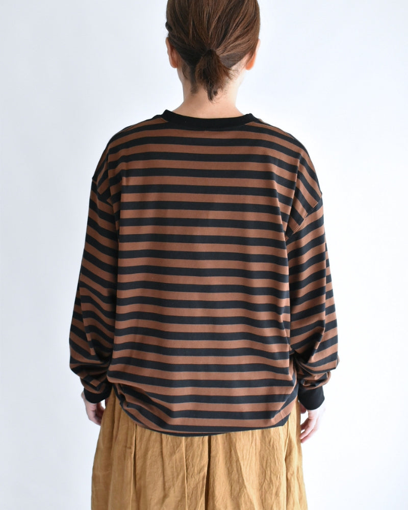 Tuck Cocoon T-Shirt in Brown/Black Border