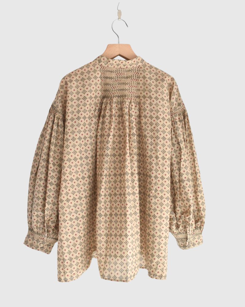 BANDED COLLAR SHIRT WITH MINI PINTUCK in Beige