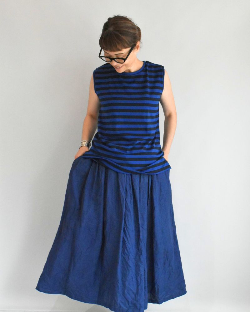 Crew Neck Tank Top in Blue/Navy