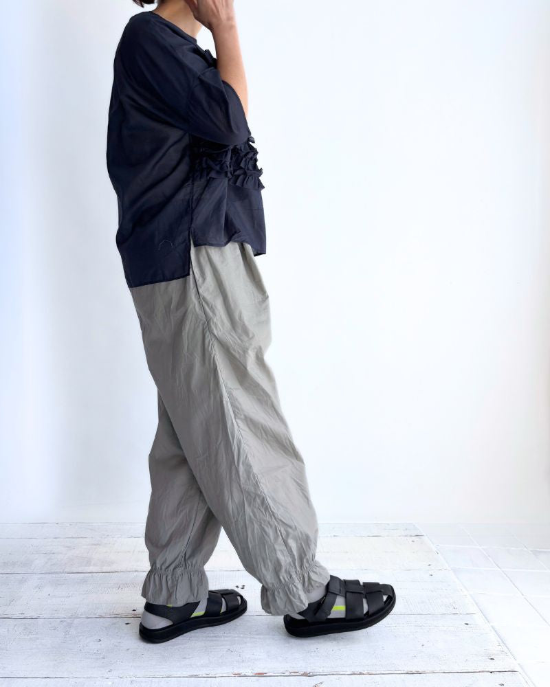 Hem Frill Pants in Gray