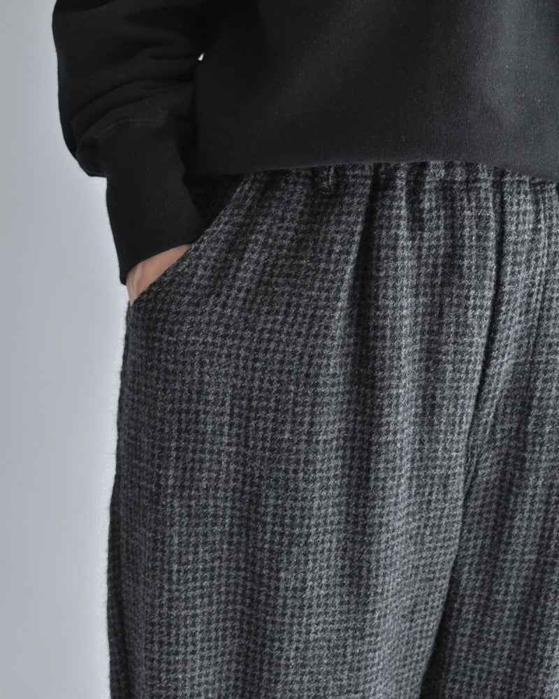 Wool Gauze Houndstooth Pants in Charcoal
