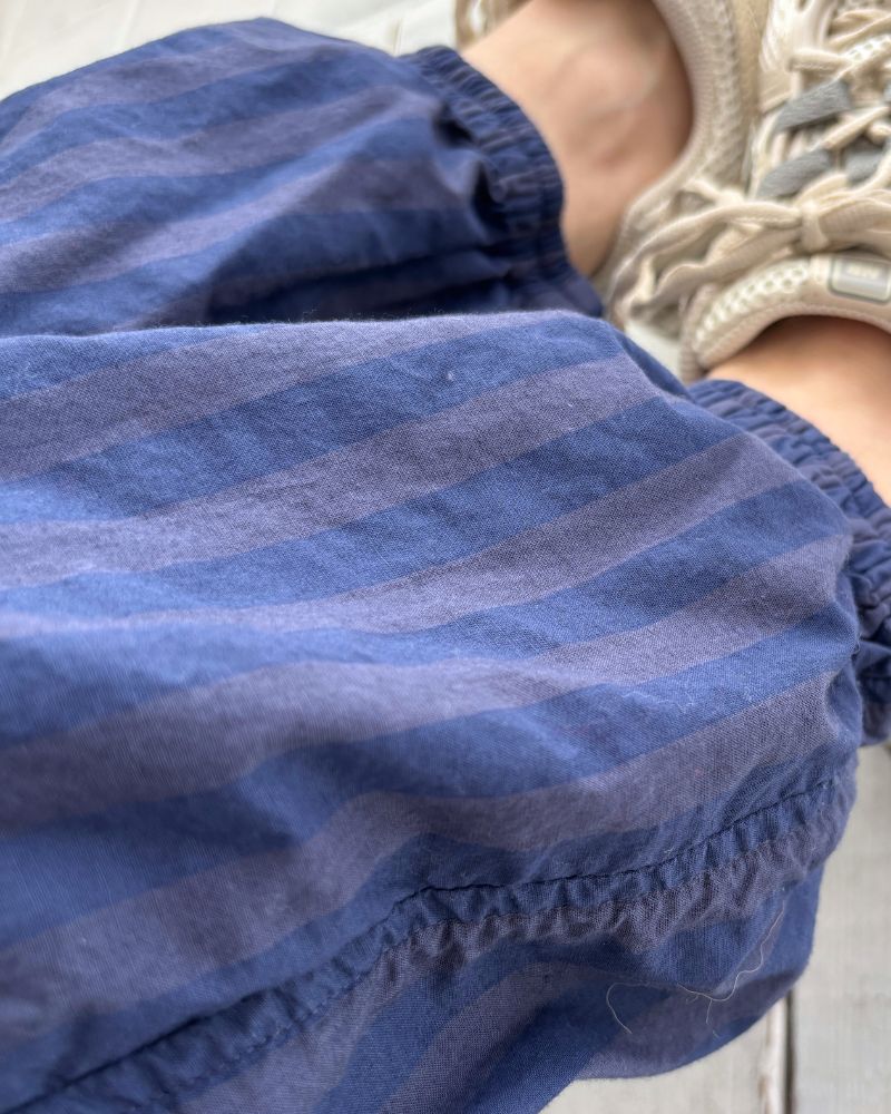 POPLIN WIDE STRIPE (OVERDYE) EASY PANTS in PurpleNavy