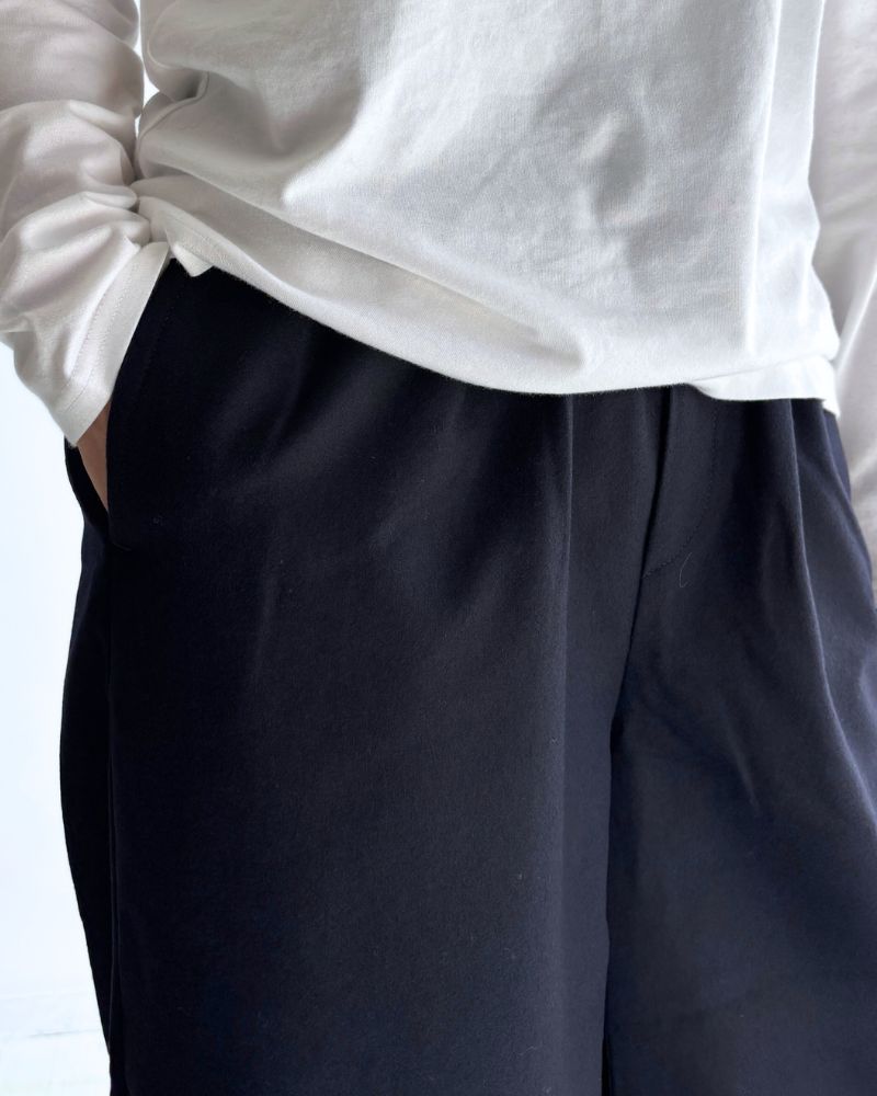 WOOL FLANNEL EASY WIDE PANTS in Navy