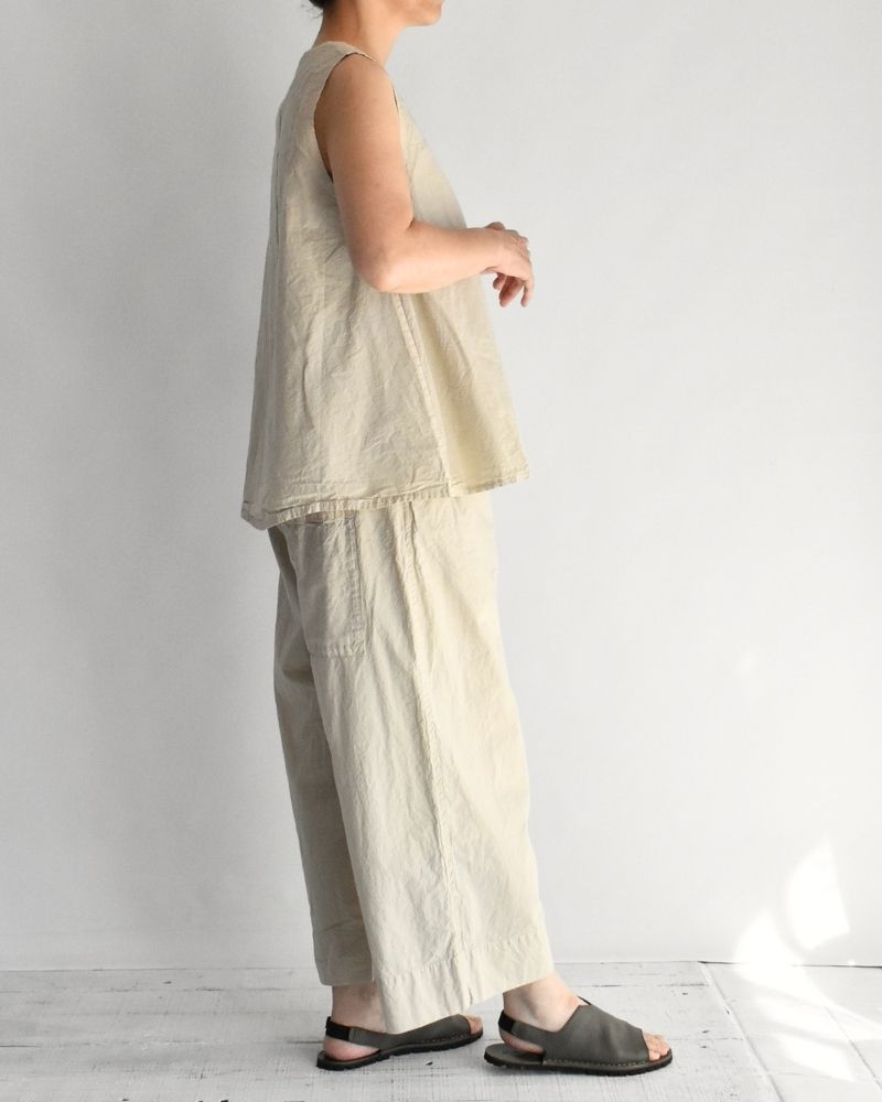 Shrink Wide Pants in Beige