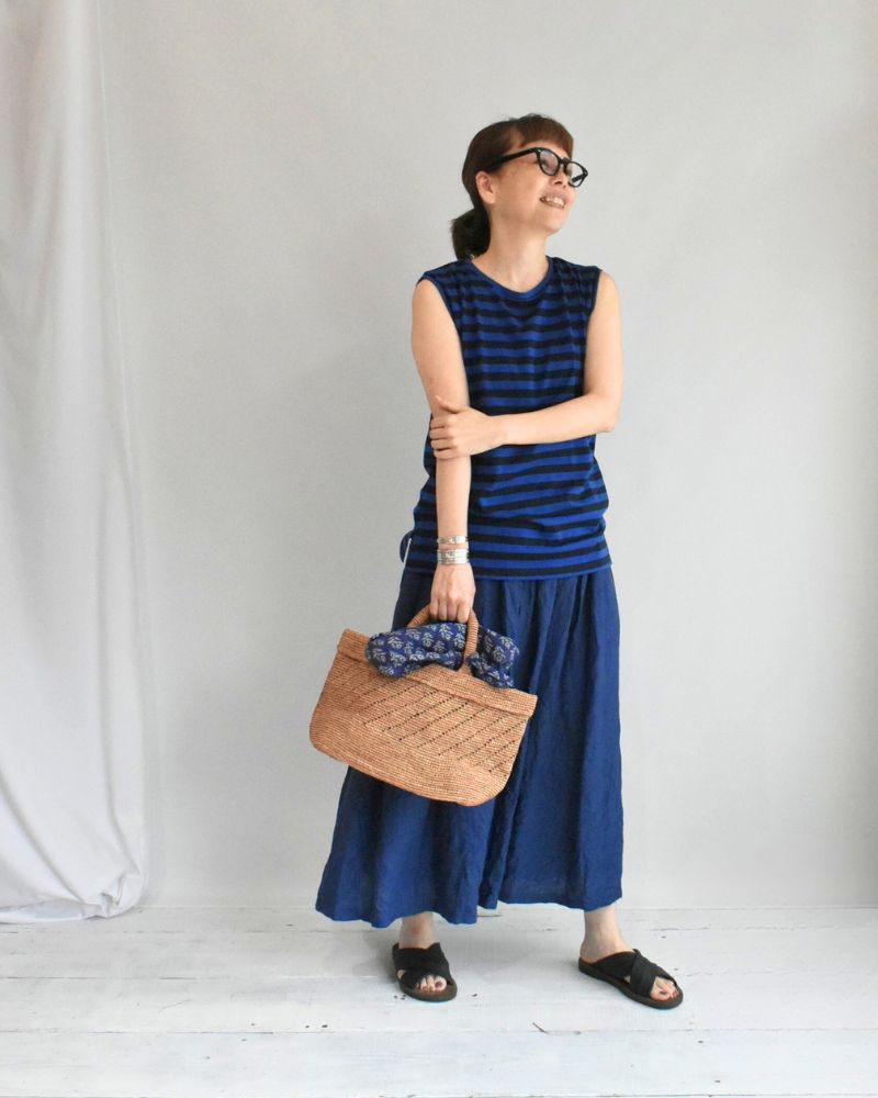 Crew Neck Tank Top in Blue/Navy