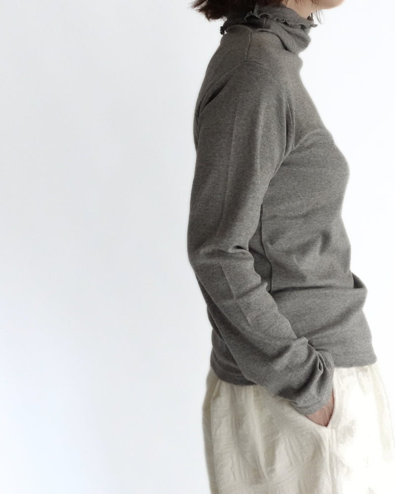 Yak Turtleneck Pullover in Gray