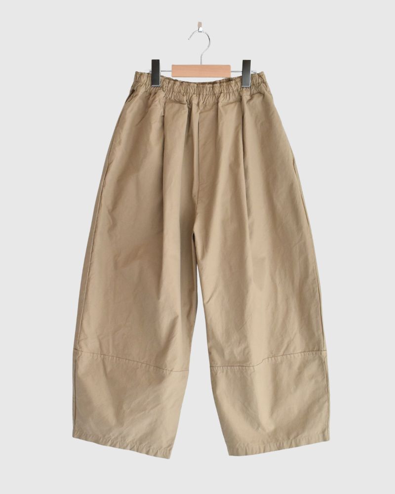 Cocoon Pants in Beige