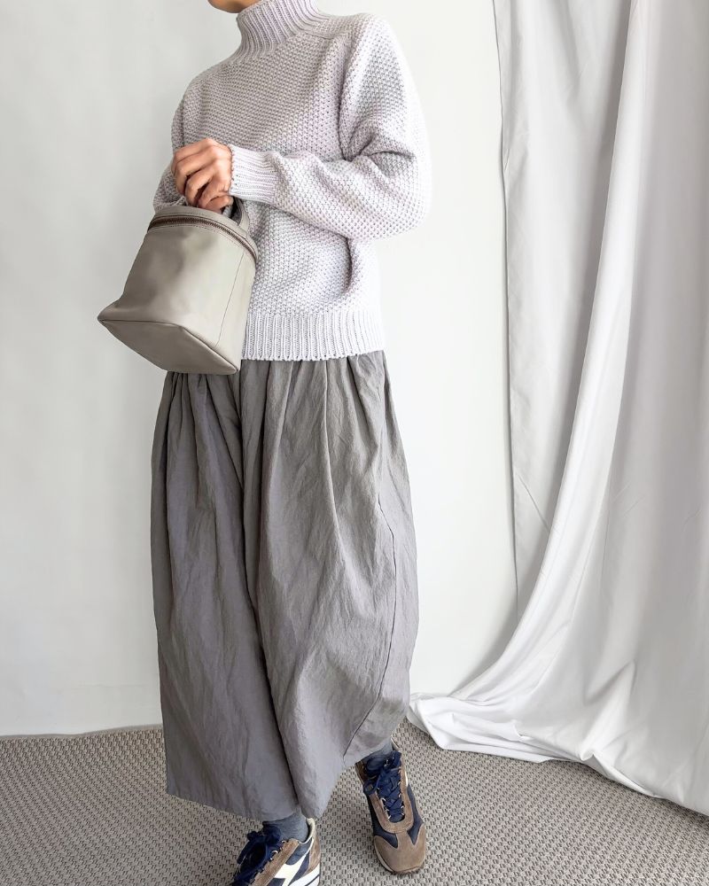 CAMILLE CANVAS TUCK PANTS in Gray