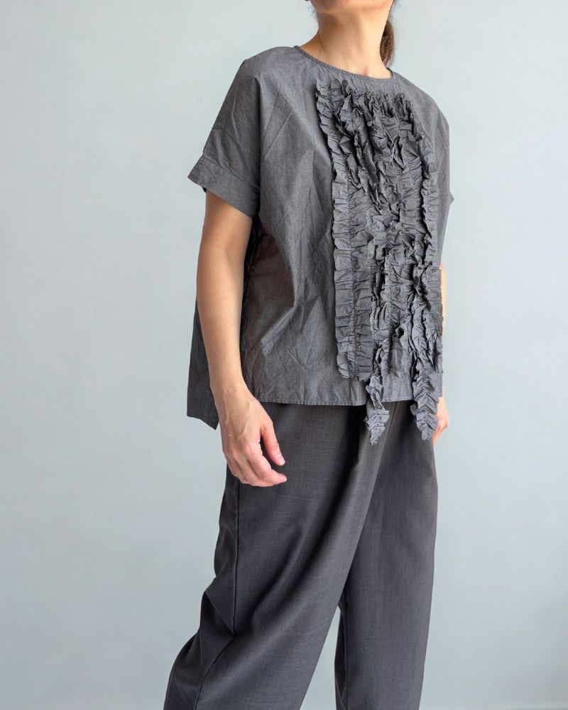 Front Frill Blouse in Gray