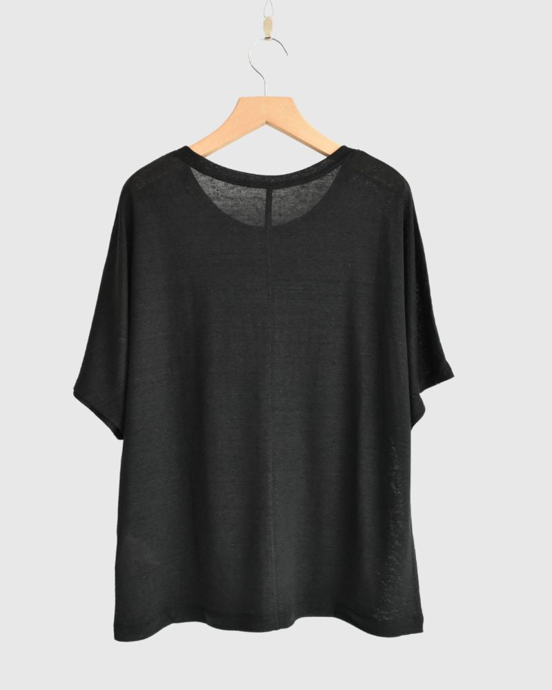 Linen T-shirt in Black