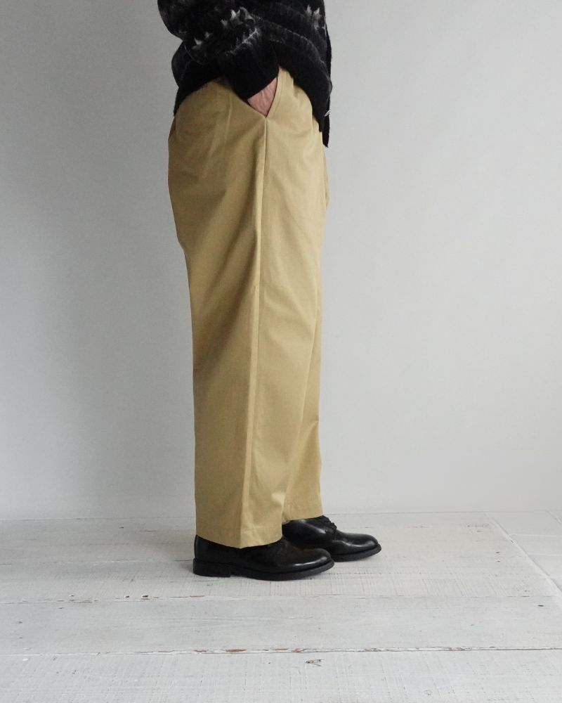 West Point 2-Tuck Tapered Easy Pants in Beige