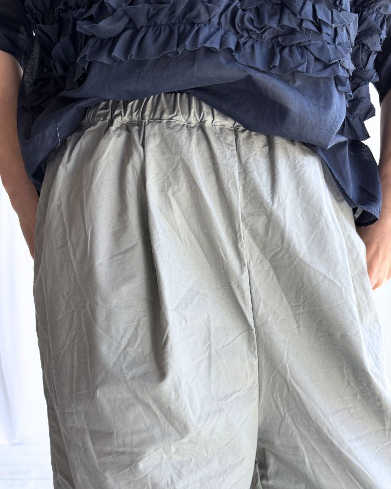 Hem Frill Pants in Gray