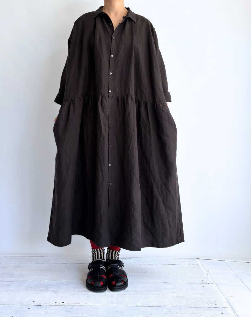 Colored Linen Dress in Black