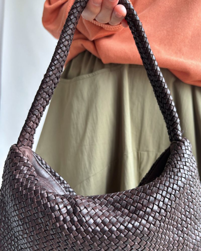ALL SMALL MESH ONE HANDLE BAG in Brown