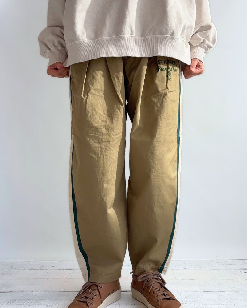 Compact Chino PENNIE Remake Baseball Pants in Beige