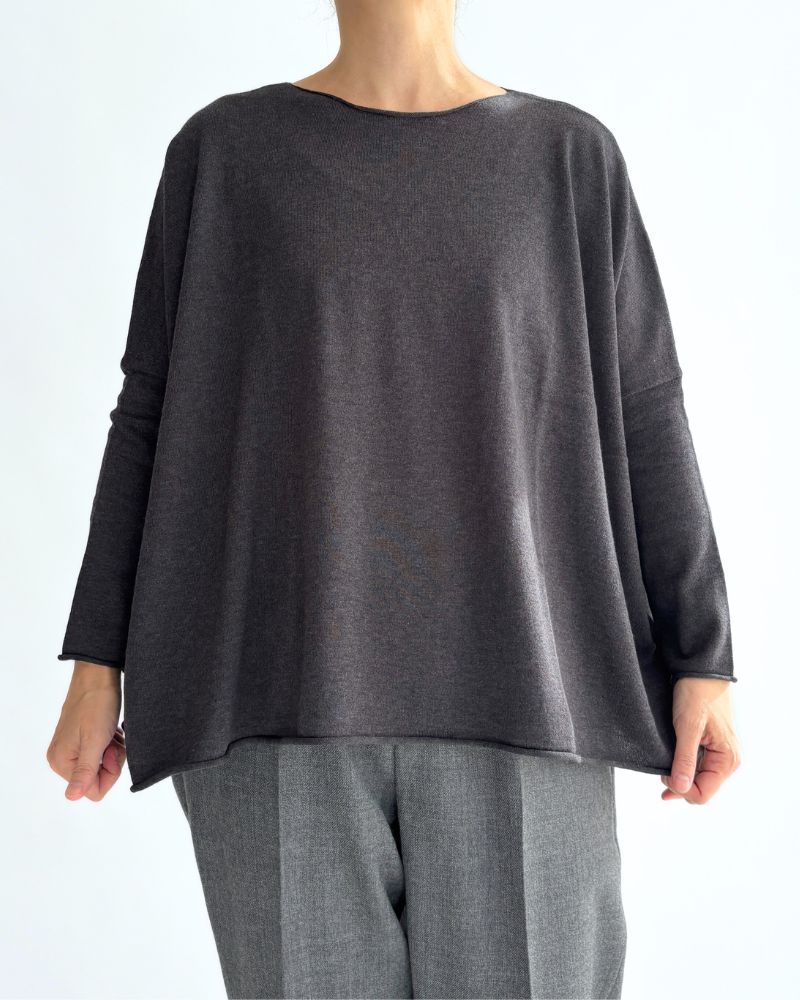 5-Color T-Line Pullover in CharcoalGray