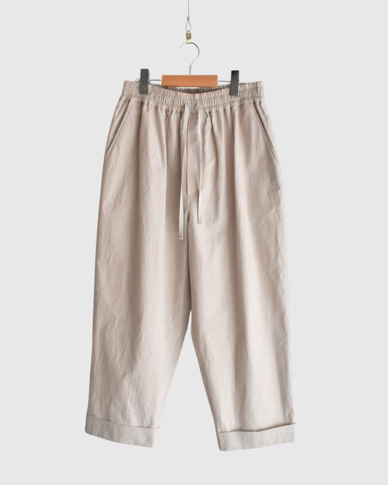 Easy Tapered Pants in Beige