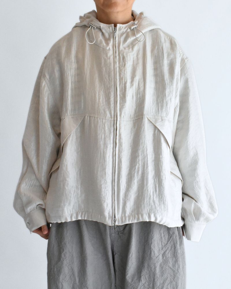 Shiny Hoodie Blouson in OffBeige