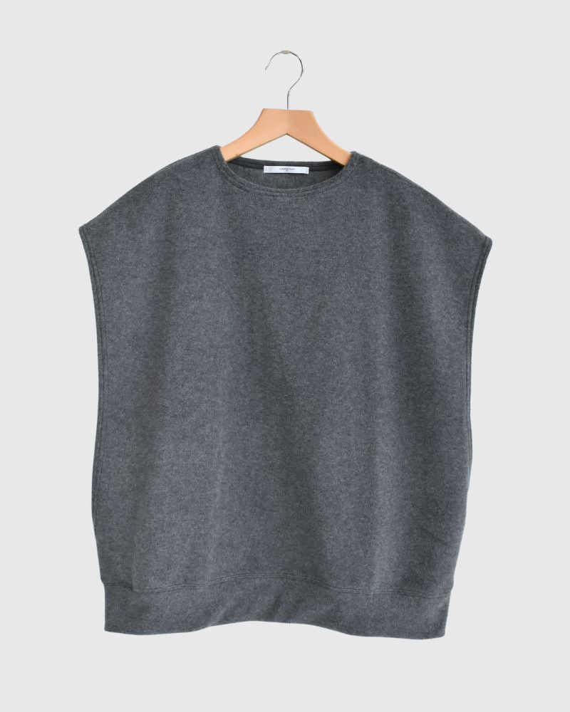 Utility Fleece Wide Vest in Gray