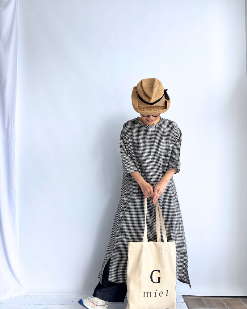 Gingham Check Dress in White/Black