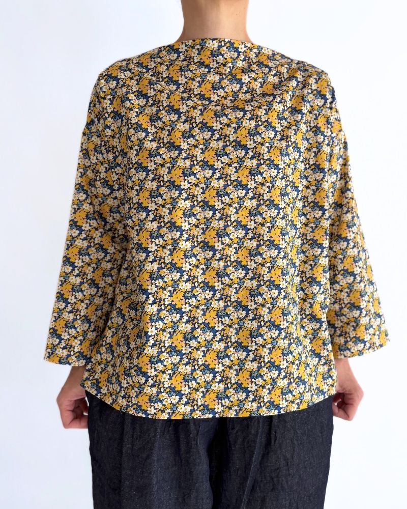 Boat neck blouse (LIBERTY)  in Yellow