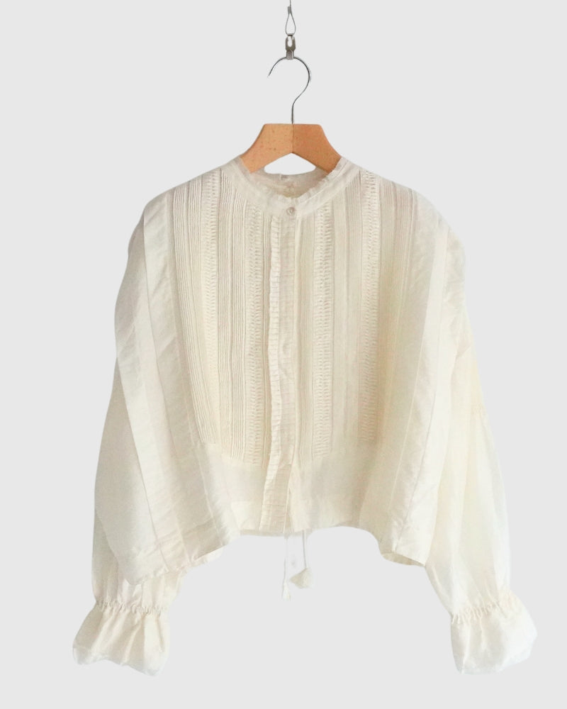 Airy Pintuck Lace Blouse in OffWhite RS001 | ROBE de PEAU - miel
