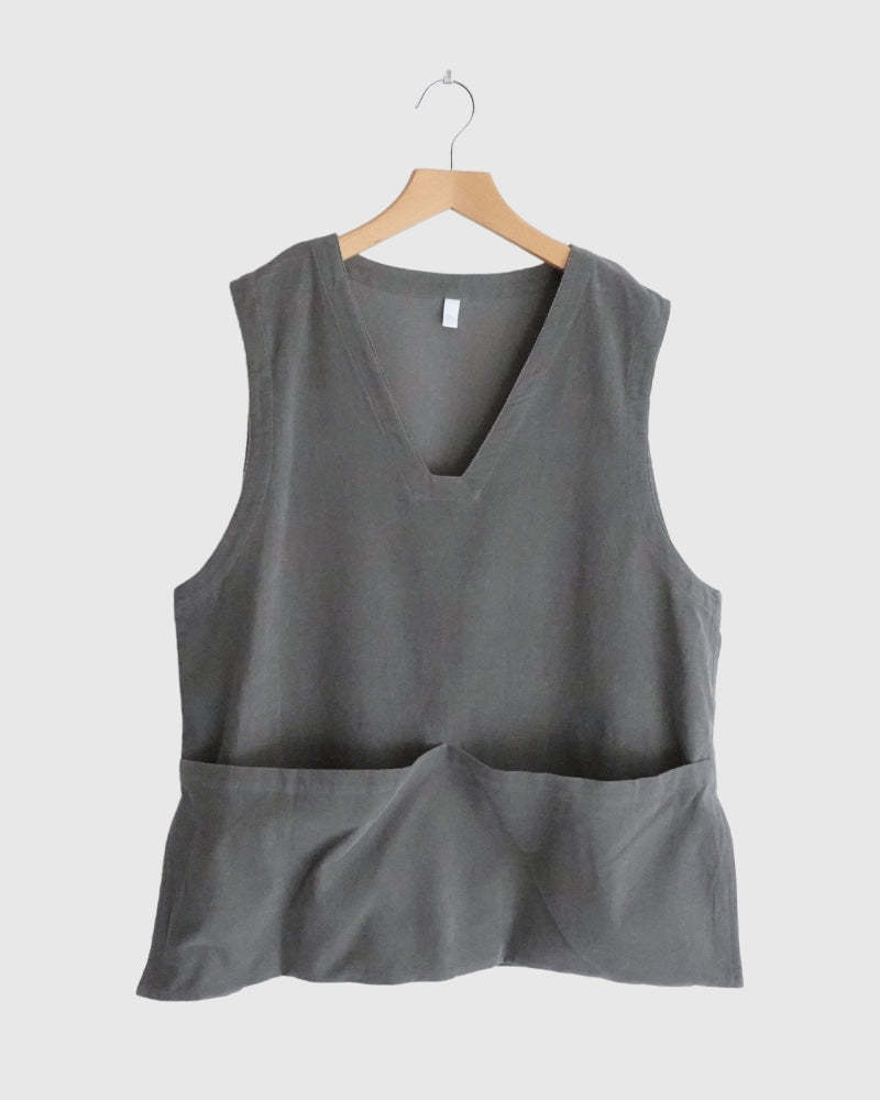 D/d | Work Pullover Vest (Corduroy) in Gray