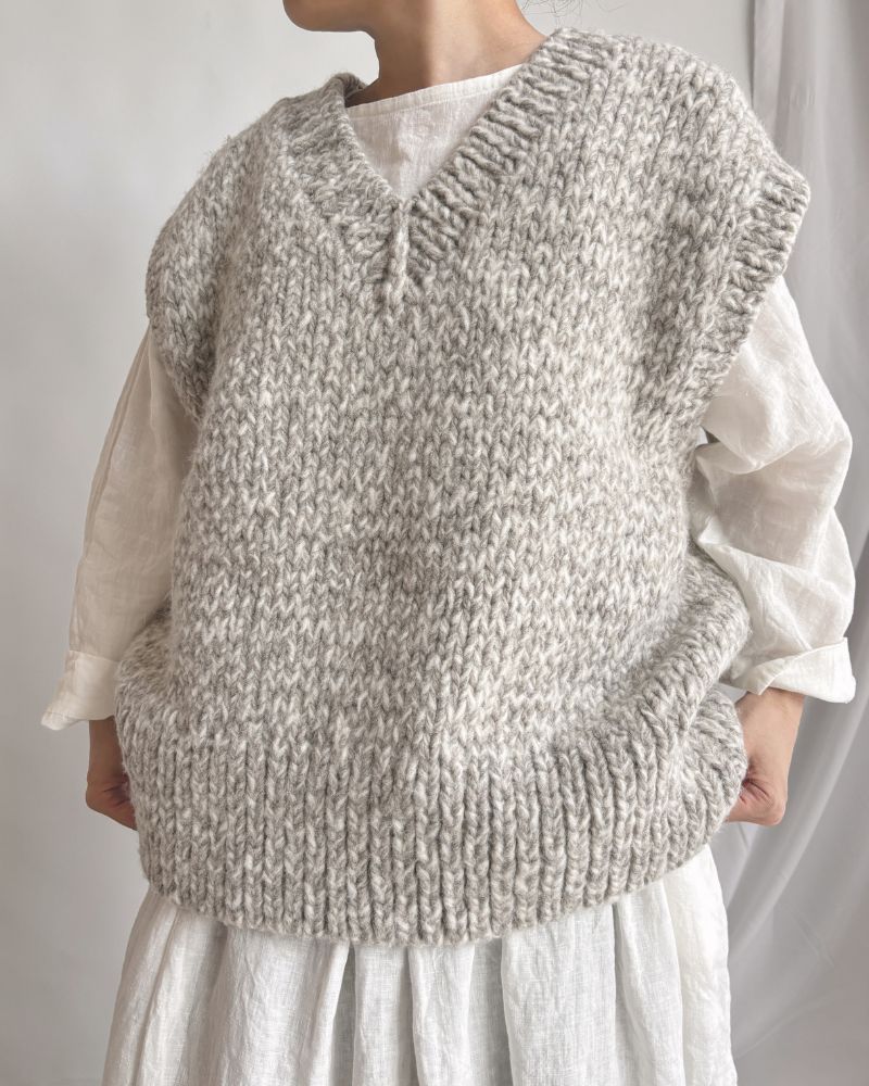 PERU Hand-Knit Vest in Natural