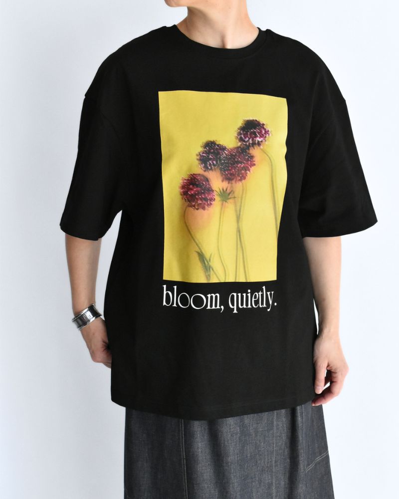 2-Way Graphic Print T-shirt in Black