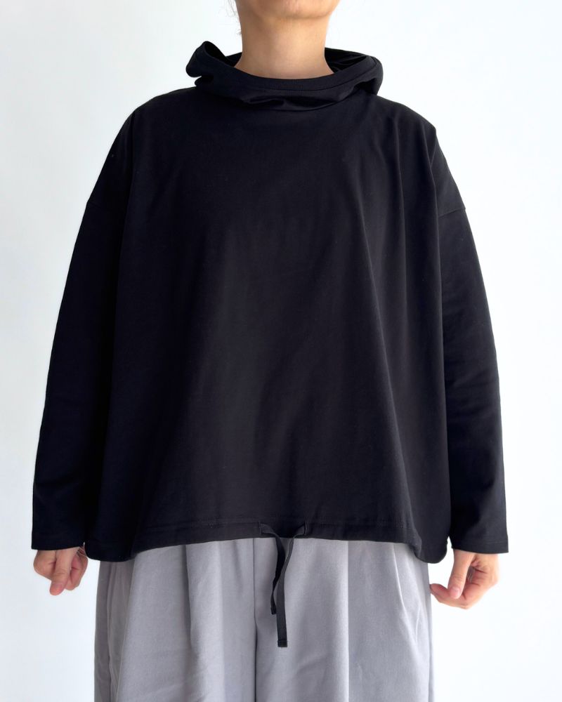 Drawstring Hoodie Pullover in Black
