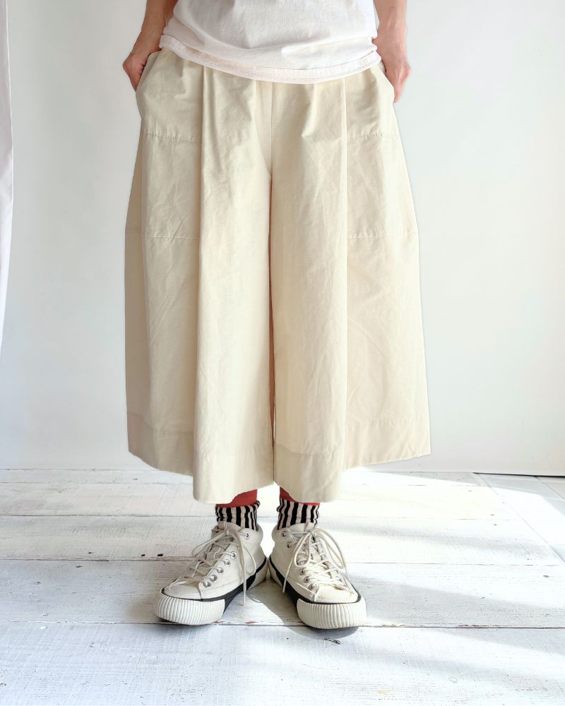 Volume Design Pants 'HASH' in Ivory