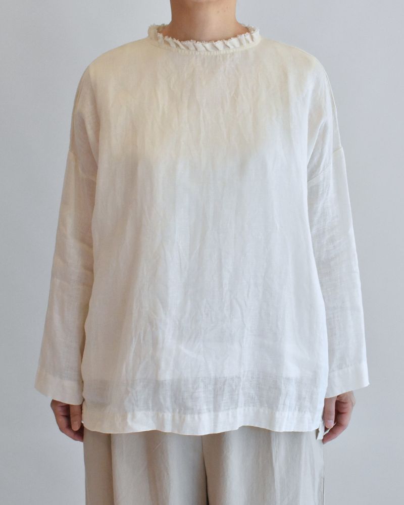 Tiny Frill Blouse in Milk