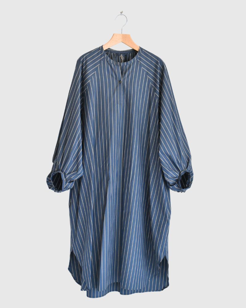 Balloon Sleeve Midi Dress in NavyStripe